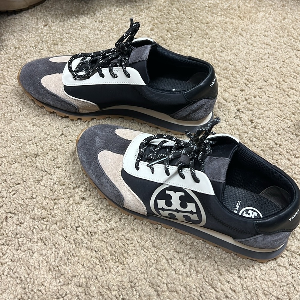 Tory Burch tennis shoes - Picture 2 of 3